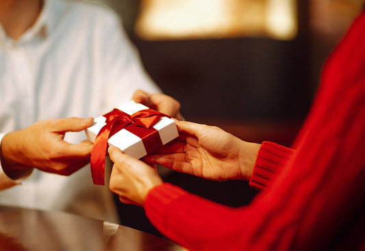 Want to Give Your Man Flowers? Here’s Your No-Stress Cheat Sheet