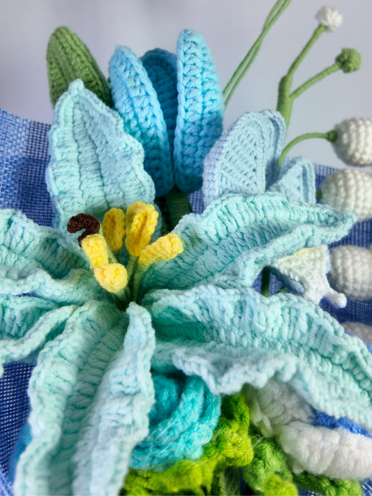 Blossoming Heart Bouquet - Blue