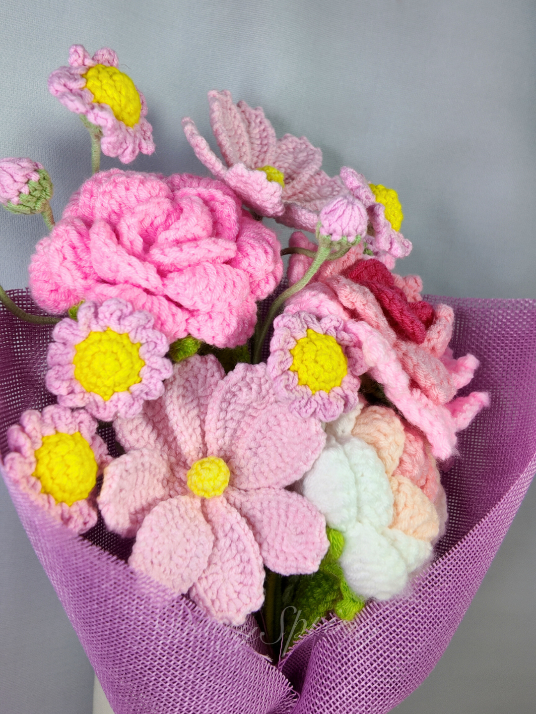 Dainty Petals Bouquet - Pink