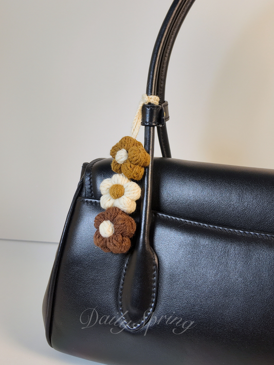 Triplet Daisy Crochet Keychain