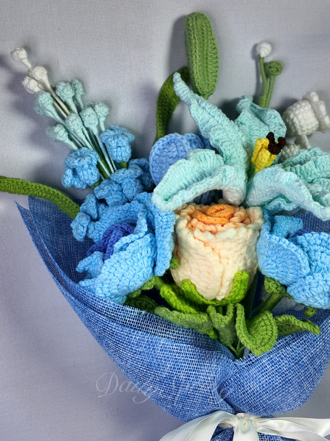 Elegrant Floral Bouquet - Blue