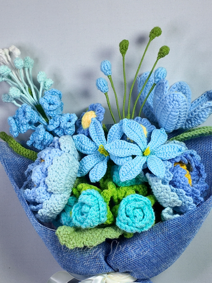 The Layered Heart Bouquet - Blue
