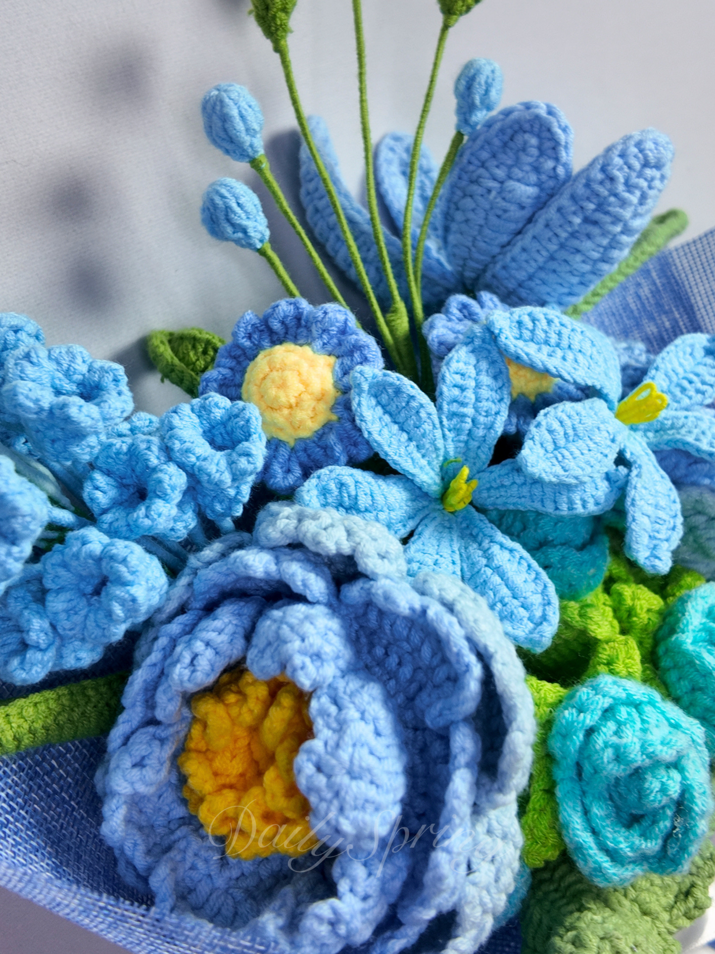 The Layered Heart Bouquet - Blue