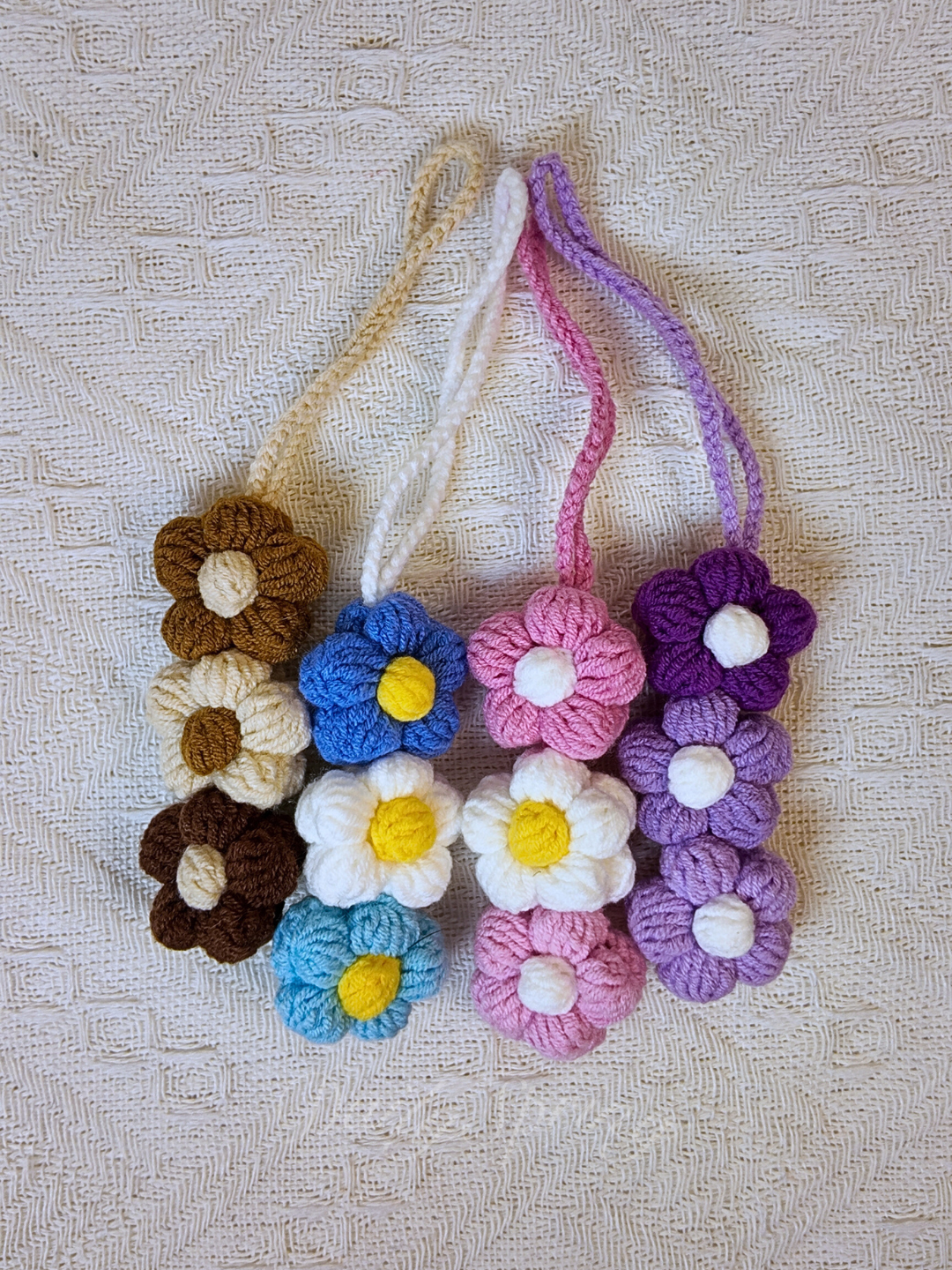 Triplet Daisy Crochet Keychain