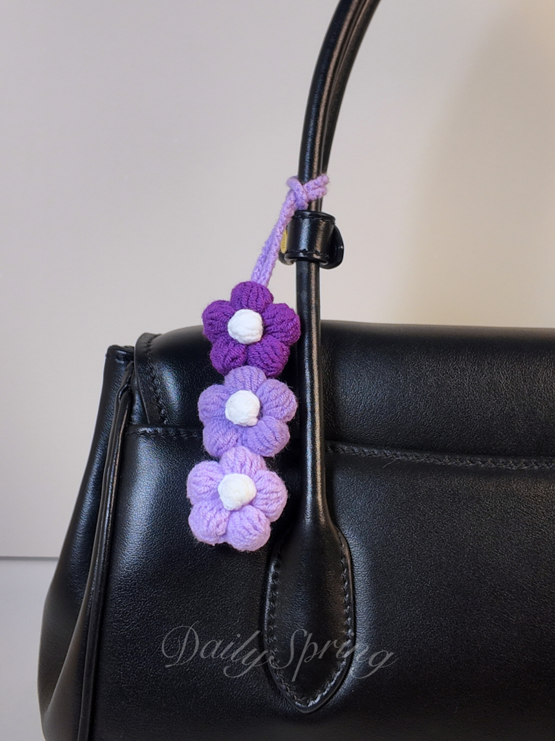 Triplet Daisy Crochet Keychain